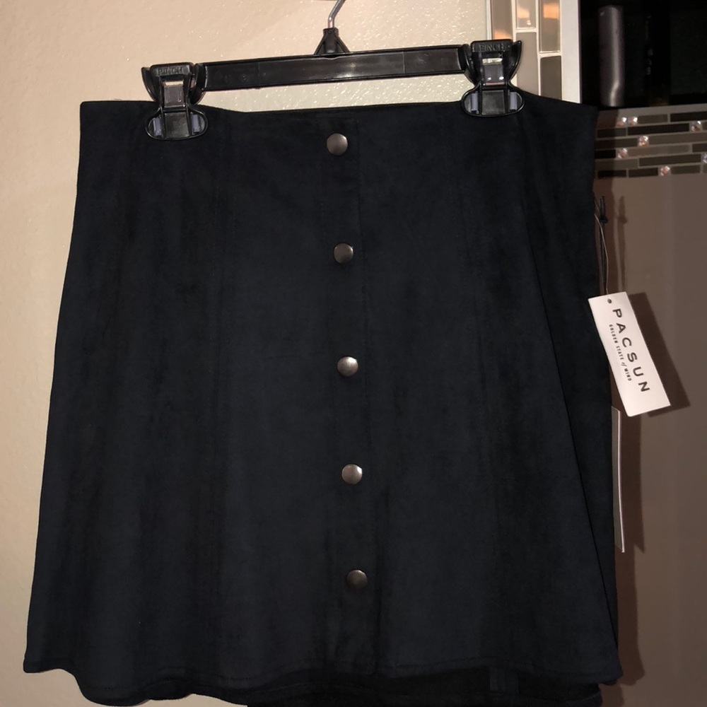 Black skirt